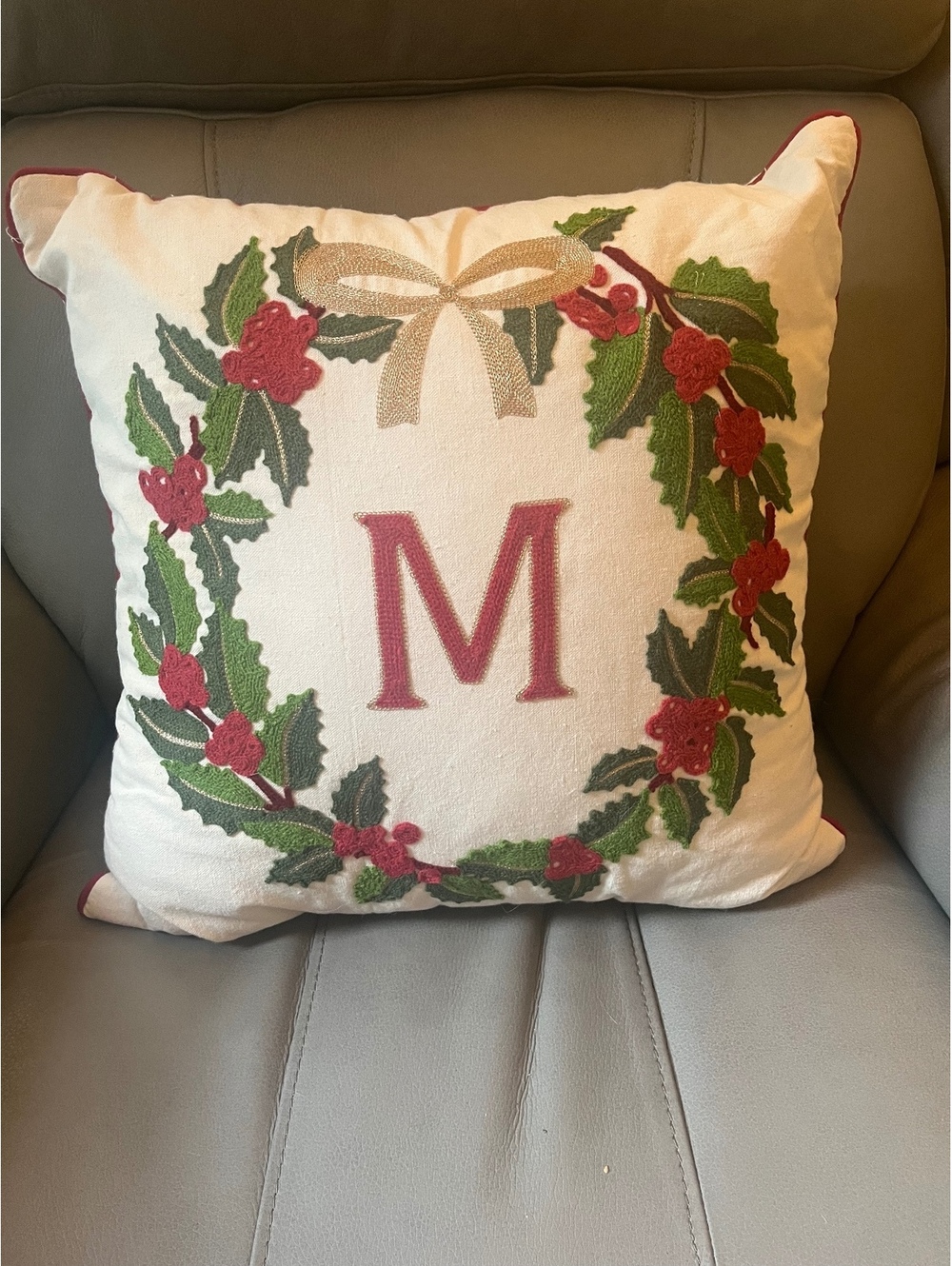 Holiday Christmas Wreath Decorative Throw Pillow with Monogram M